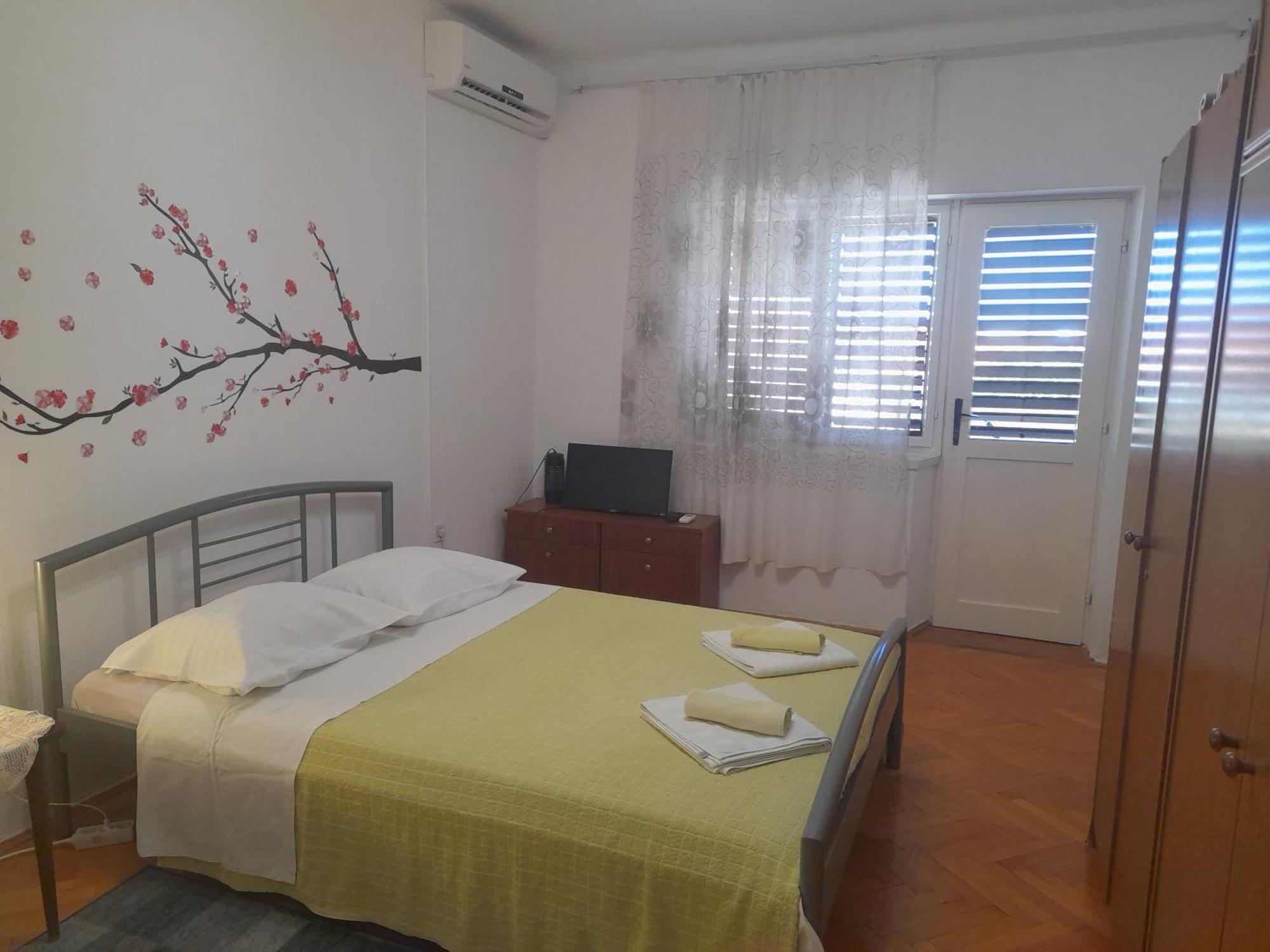 Apartment Gulin シベニク エクステリア 写真